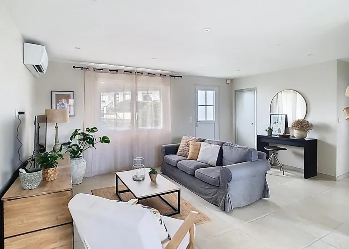 Nuit Et Jour A Chaumont (Haute-Marne)